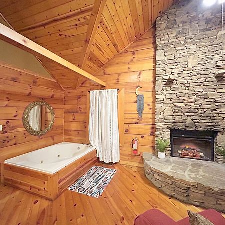개틀린버그 Honeymoon Hideaway 빌라 외부 사진